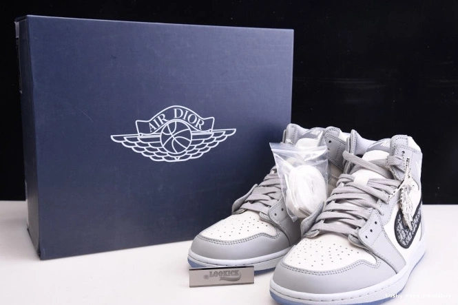 Husky box) DR (DR CN8607-002 High Retro Jordan 1 x shoe 0726
